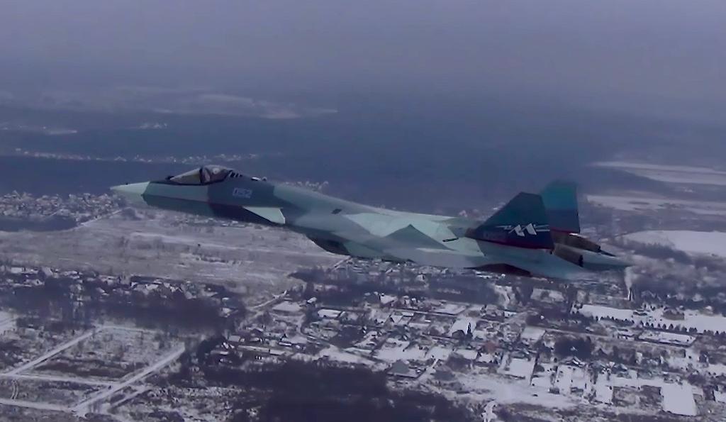Dziewiąty prototyp Su-57 z nowym silnikiem. Fot. mil.