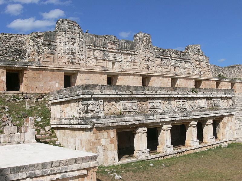 Procedura obliczeniowa Czworobok Mniszek w Uxmal Niech X wy architektoniczny, U jednostka, N A X = U N X U = N A = { [x 1 10 ; x + 1 10 ] dla x N; x < 20 [10 x