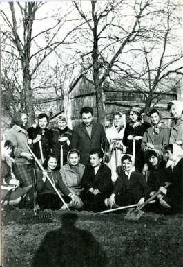 7 Zdjęcie 10 Rok 1965. Czyn społeczny.