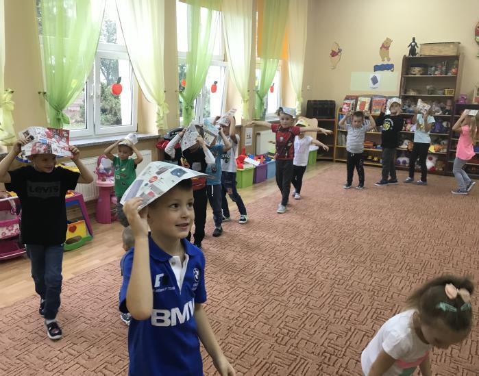 Najmłodsi potrzebują mądrych przewodników po świecie i zasadach nim rządzących, dlatego tak ważny jest czas poświęcony dziecku, wsłuchanie się z uwagą w jego głos i odpowiadanie na jego potrzeby.