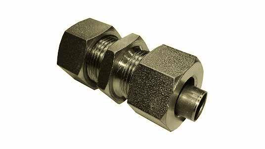 ZŁĄCZA METALOWE SKRĘCANE / COMPRESSION FITTINGS INDEKS ZA4B 1.0 BŁH 4x1 4x1 M8x1,0 ZA5B 1.0 BŁH 5x1 5x1 M10x1,0 ZA6B 1.5 BŁH 6x1 6x1 M12x1,5 ZA7B 1.