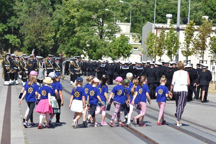 Opublikowano: 08.06.2018 15:40 Autor: Lechosław Dzierżak Zaktualizowano: 08.06.2018 15:43 Zmodyfkował: Agnieszka Janowicz Źródło: https://www.