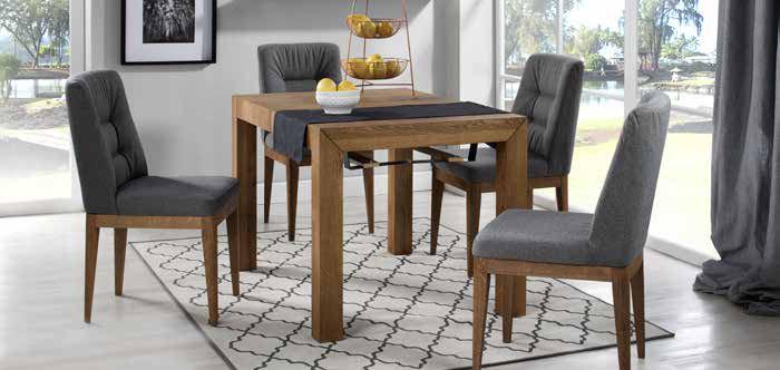 natural oak veneer Legs: solid oak wood Stoły do samodzielnego montażu The furniture is distributed in assembled form.