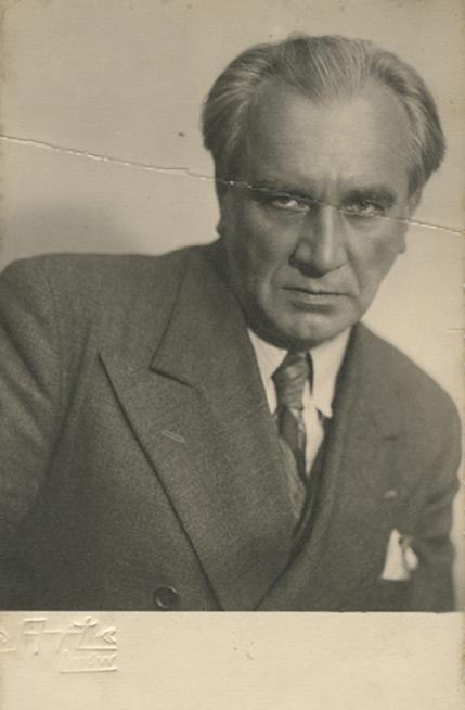 Józef Blicharski, malarz, pedagog, ur. 13.II.1886 r. we Lwowie, rozstrzelany 25.VI.1941 r. w Białymstoku przez wycofujące się wojska sowieckie.