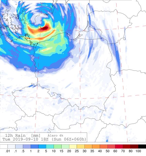 Strefa opadów będzie się przemieszczać od południa. Najwcześniej bo już w poniedziałek nad ranem deszcz wystąpi na południu Polski.