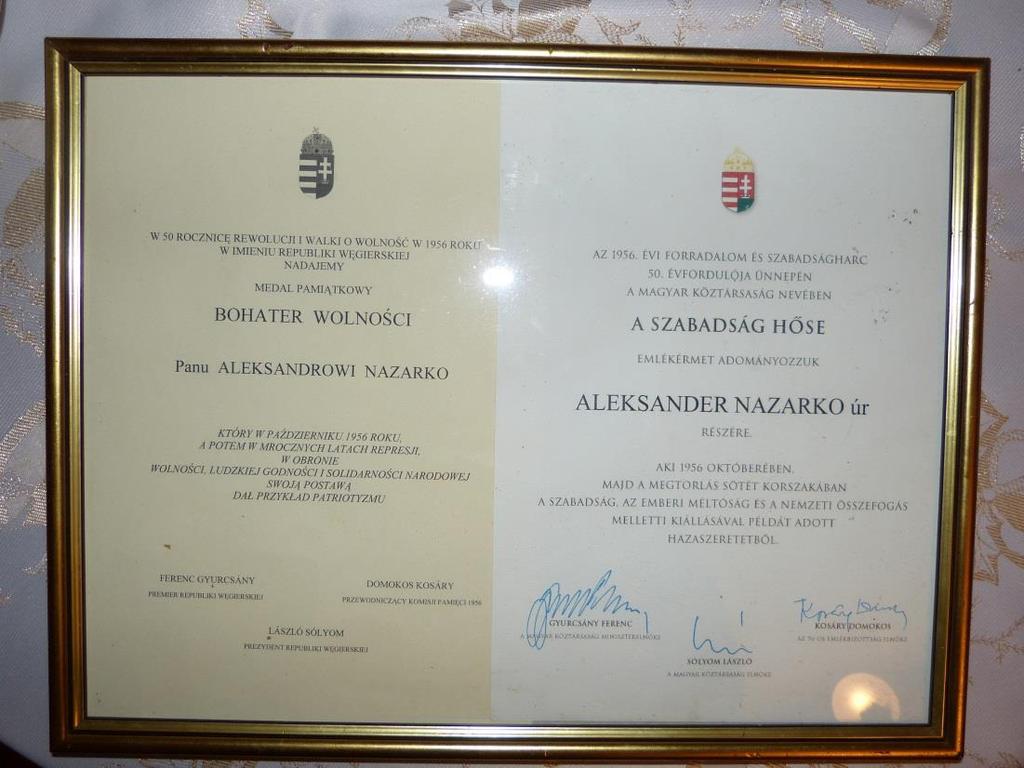 ODZNACZENIE DZIADKA ALEKSANDRA NAZARKO BOHATERA WOLNOŚCI Dla mnie moja rodzina jest wyjątkowa. Mogłabym opisać wiele historii z życia moich przodków.