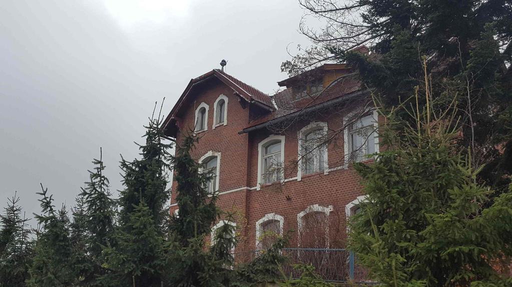 Opis nieruchomości: Nieruchomość ewidencyjnie oznaczona nr 289 o powierzchni 1 039,00 m2, dla której Sąd Rejonowy w Ząbkowicach Śląskich, V Wydział Ksiąg Wieczystych prowadzi księgę
