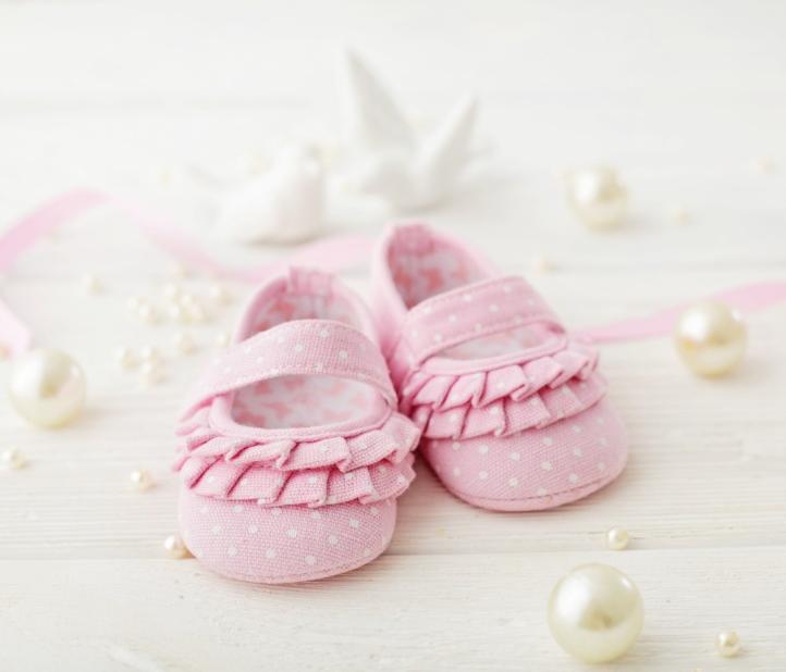 zapytania Z MYŚLĄ O NAJMŁODSZYCH Specjalne menu dla dzieci Pokój matki i dziecka z miejscem do karmienia oraz przewijania Dmuchany