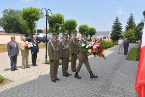 SG Andrzejowi PAPALE, mjr. SG Zbigniewowi OLECH, kpt SG Zbigniewowi MIKUS, mjr. SG Tomaszowi KLEPACKIEMU, Panu Michałowi BOGUCKIEMU, Stanisławowi TRZASCE oraz Panu Henrykowi PATRZAŁKOWI.