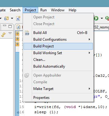 Kompilacja projektu. Wybieramy z menu głównego opcję Project->Build Project.