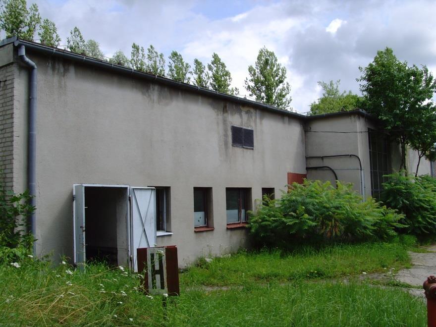 różnych celach (w tym produkcyjnych). Obecnie mieści się w nim kompresorownia, malarnia proszkowa i laboratorium.