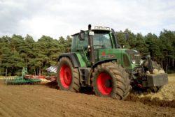 https://www. fot. agrotofo_zetor We wsi Przycz nie mają sobie równych używane jelonki z napisem 7920 na masce. Najlepszy partner dla przyczepy Popyt na przyczepy rolnicze w naszym kraju nie maleje.