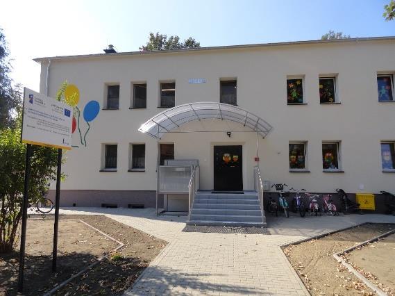 przebudowa ogrodzenia wraz z wykonaniem drogi przeciwpożarowej 80.476,74 zł 2) Przedszkole Publiczne nr 8 w Strzelcach Opolskich: termomodernizacja budynku 647.