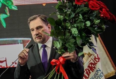 XXIX Krajowy Zjazd Delegatów NSZZ Solidarność 1 Piotr Duda po raz kolejny zostaje wybrany na funkcję Przewodniczącego Komisji Krajowej NSZZ Solidarność Przewodniczący Piotr Duda na XXIX KZD. Fot.: R.