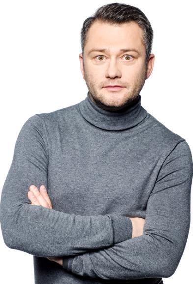 SZCZEGÓLNĄ UWAGĘ NA FILMY TWÓRCÓW,