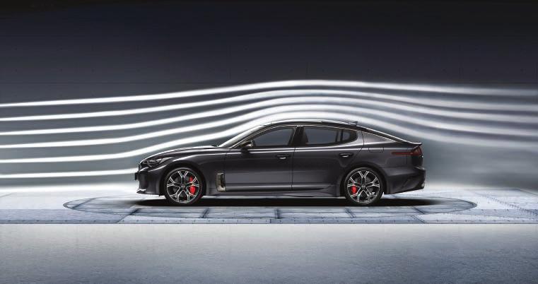 PRZED SIEBIE Inspiracja klasyczną stylistyką Gran Turismo zaowocowała stworzeniem starannie dopracowanego podwozia i nadwozia.