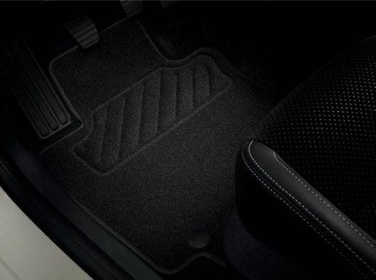 Dywaniki Dywaniki tekstylne Premium Szyte na miarę i spersonalizowane dywaniki do Clio doskonale uzupełniają wnętrze Twojego Renault.