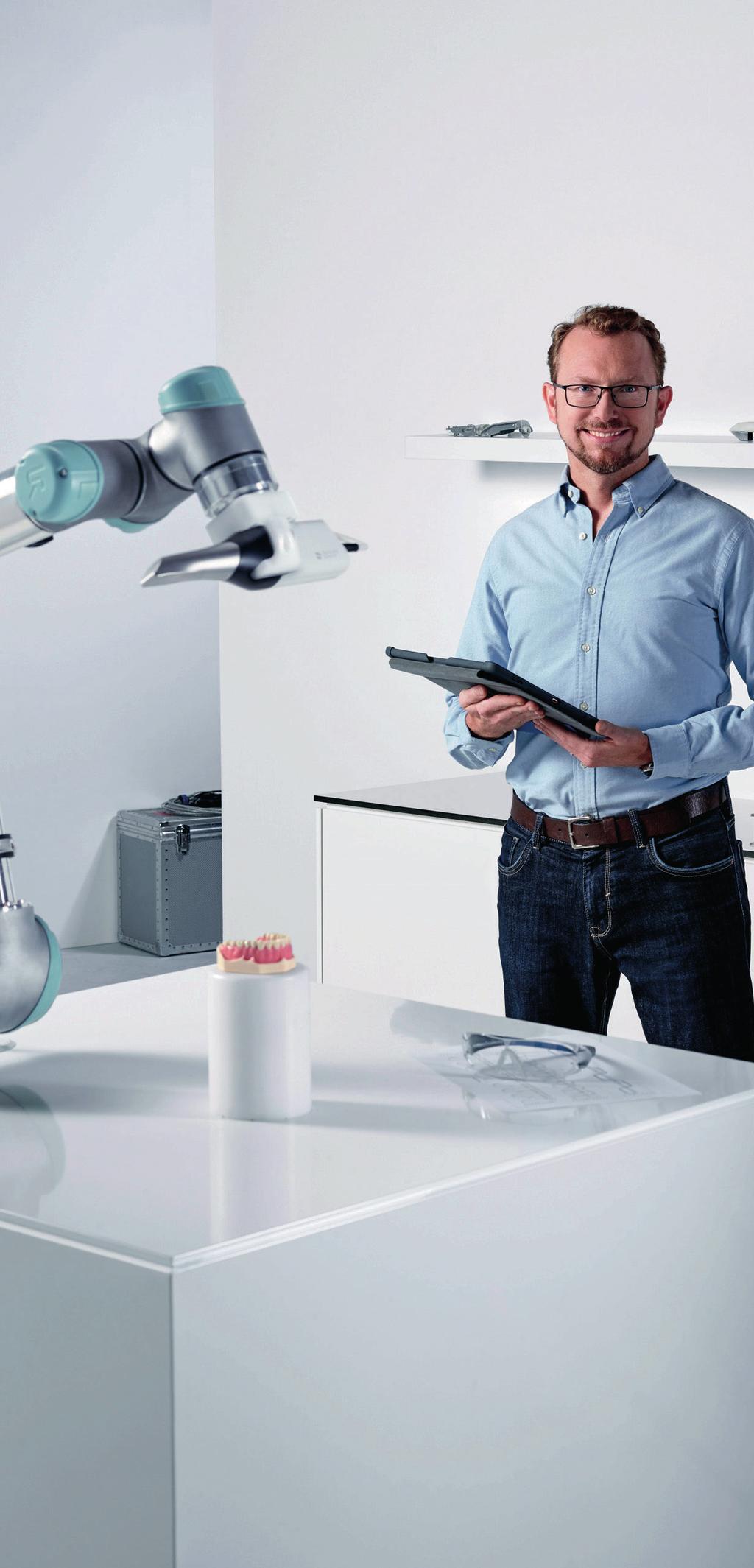 Martin Wohanka Inżynier sprzętowy Precyzja Primescan to nie jeden, lecz milion punktów widzenia: Innowacyjny Smart Pixel Sensor przetwarza ponad milion punktów 3D na sekundę, umożliwiając tworzenie