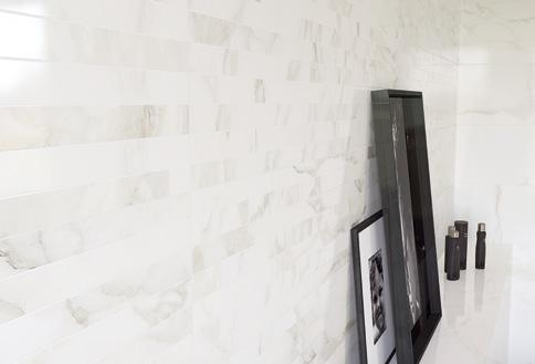 WALL & FLOOR / PORCELAIN TILES Revestimento e Pavimento / Porcelanato. Revêtements & Carreaux de Sol / Grès Cérame Wand & Boden / Feinsteinzeug.