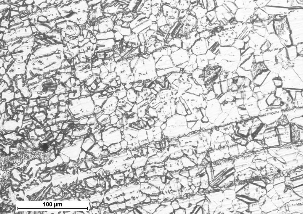 Wyniki pomiaru twardos ci przedstawia rysunek 8. SPOINA Punkty pomiaru twardości Rys. 8. Rozkład twardos ci na przekroju poprzecznym złącza spawanego Fig. 8. Hardness distribution on the cross-section of the welded joint Spoina grań Linia wtopienia Rys.
