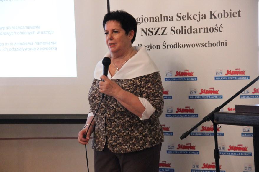 W ramach Forum promujemy wśród organizacji zakładowych zasady równości szans kobiet i mężczyzn na rynku pracy, w tym zasadę jednakowego dostępu
