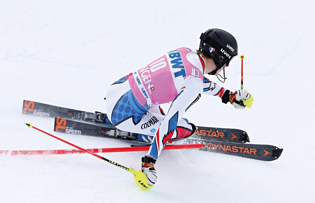 ROSSIGNOL DEPARTMENT RECOMMENDATIONS (Skis, Bindings, Skiboots) General Observations: Ski selection, both model and length, always will be a very personal and, to a large degree, a very subjective