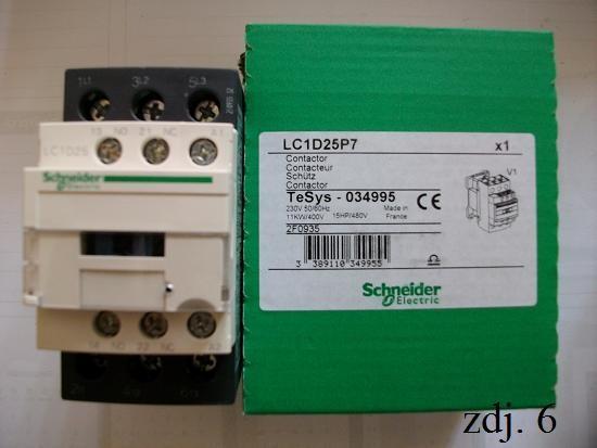 3) stycznik Schneider Electric