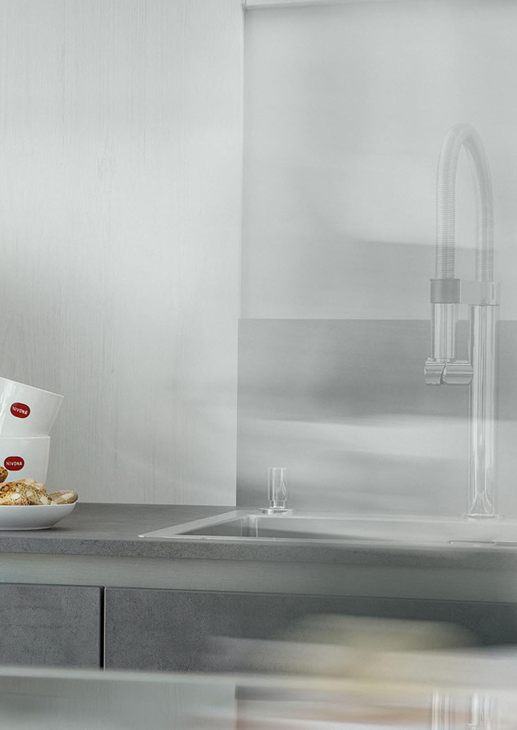 CafeRomatica 970 i 960 Premierowe ekspresy Niona z serii 9 to wszechstronne urządzenia o nowoczesnym, eleganckim designie.