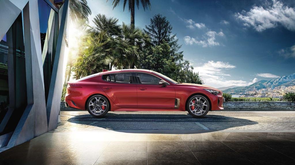 DESIGN NA NAJWYŻSZYM POZIOMIE Kia Stinger zawdzięcza swój niezrównany wygląd idealnym proporcjom.
