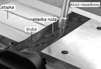 I. Sposób zalecany. W pobliżu stołu warsztatowego znajduje się elektryczne gniazdo podłączeniowe wyposażone w wyłącznik, który umożliwia odłączenie gniazda od sieci.