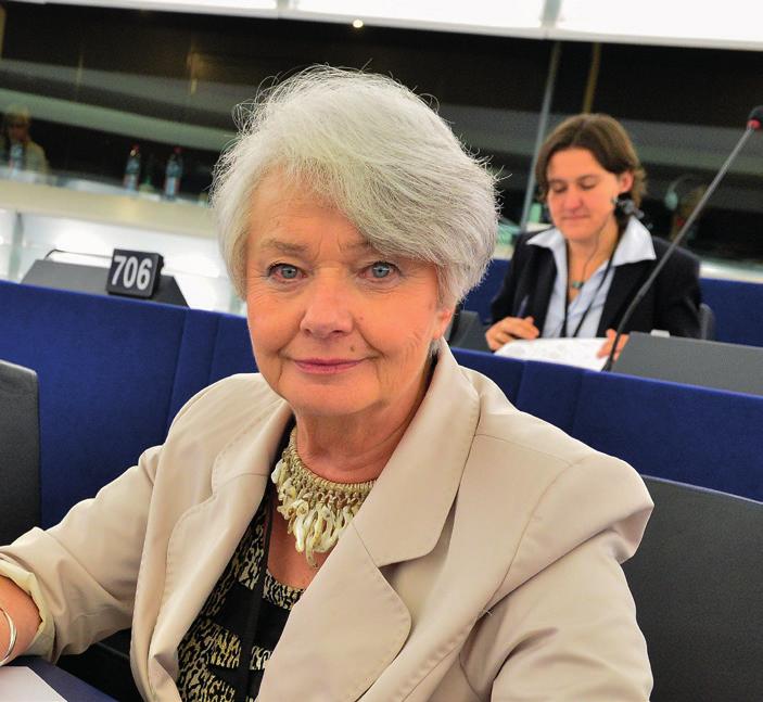 Słowo wstępne - Krystyna Łybacka Szanowni Państwo, Horyzont 2020 to największy do tej pory program badawczy Unii Europejskiej w dziedzinie rozwoju badań i innowacji, dysponujący kwotą ok.