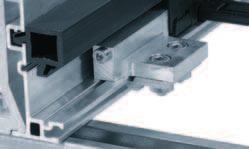 Ri x 2000 mm SL 960.40. 00 97.81 97.0.SLA "quick fix" dla nieruchomego elementu mocującego E Chain Z tym modułem mocowanie końca jest, szybkie i łatwe w aluminiowej rynnie bez jakichkolwiek wierceń.