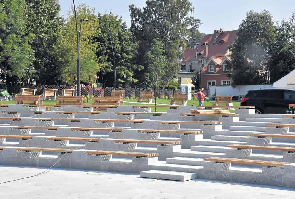 2 łącznik zielonogórski 30 sierpnia 2019 www.lzg24.pl Winobranie na placu Teatralnym W zamyśle nowy plac ma być łącznikiem pl. Matejki z al. Niepodległości.