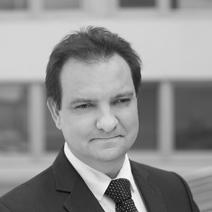 ściekami 4,6% 0,8% 4,4% Sprzedaży produkcji budowlano montażowej Sprzedaż ogółem 8,4% 4,3% 4,5% Dynamika cen V 2017 IV 2017 V 2016 Produkcji sprzedanej przemysłu Produkcja sprzedana ogółem r/r 2,5%