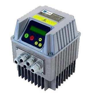Zasilanie z sieci 1~230V, wyj cie (silnik) 3~230V, max moc 3 kw (max 11 A) E-drive 2200* - system regulacji pr dko ci pompy - Zasilanie z sieci 3~400V, wyj cie (silnik) 3~400V, max moc 2,2 kw (max 6