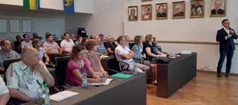 Przedstawił on informacje dotyczące projektów ustaw o architektach i o inżynierach budownictwa oraz nowelizacji ustawy Prawo budowlane, a także będących na ukończeniu prac przy remoncie budynku