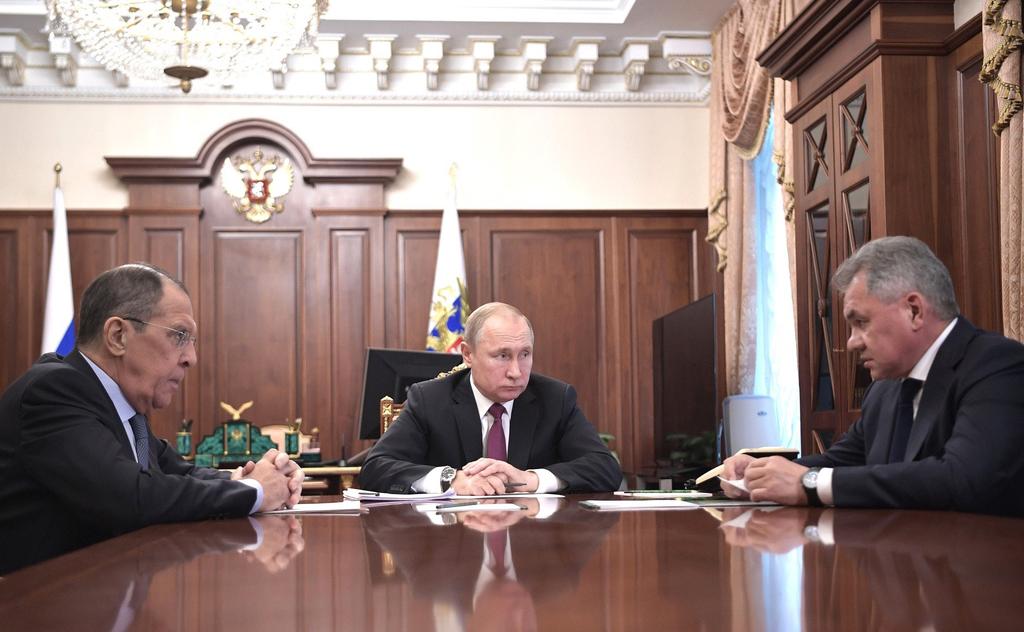 MOSKWA, 2 LUTEGO 2019 R. NARADA PREZYDENTA WŁADIMIRA PUTINA Z MINISTRAMI OBRONY I SPRAW ZAGRANICZNYCH. ŹRÓDŁO: KREMLIN.
