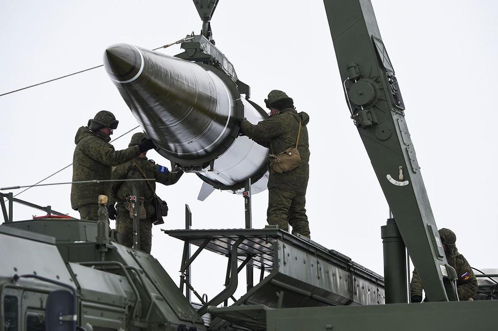 W ZASIĘGU ROSYJSKICH POCISKÓW BALISTYCZNYCH KRÓTKIEGO ZASIĘGU ZNAJDUJE SIĘ WIĘKSZOŚĆ PAŃSTW WSCHODNIEJ FLANKI NATO. ŹRÓDŁO: MIL.RU dziej rozbudowany ten komponent swych sił nuklearnych.