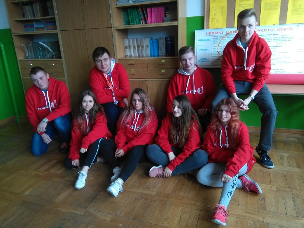 Kurier Poranny Numer 7 05/2019 Strona 5 nasze podróże małe i duże Dobry zawód - fajne życie Nasi gimnazjaliści wzięli udział w targach edukacyjnozawodowych, które odbyły się 27 marca 2019 r w Centrum