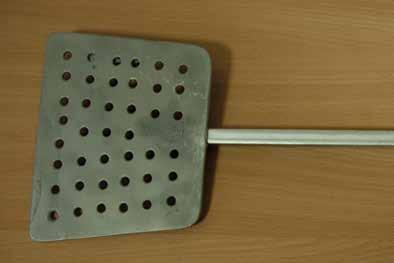 Ladle-type dross (slag) skimmer L-1 Applying for dross (slag) skimming from liquid metals surface and also for stirring the melt in all types of