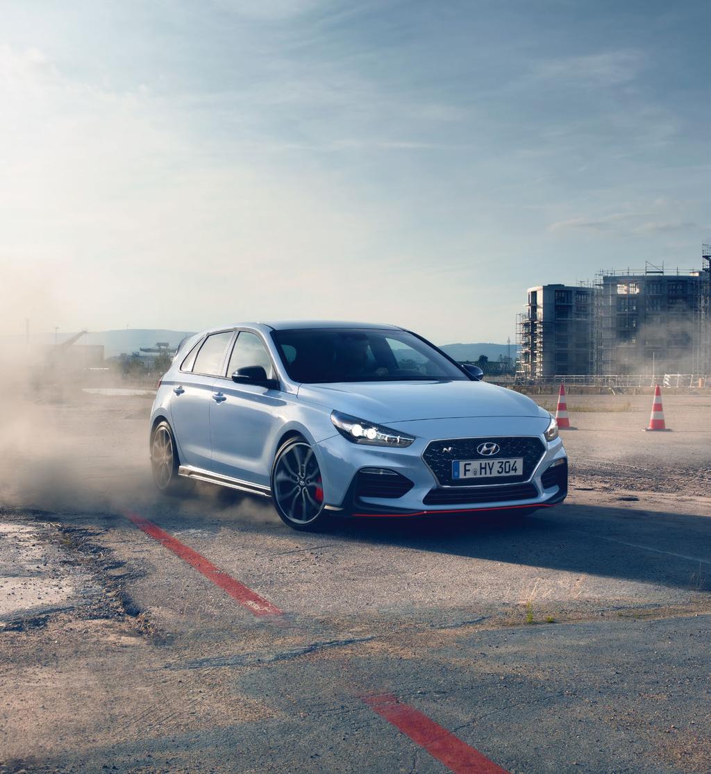 Hyundai i30 Teraz w ofercie Wyprzedaż 2019 Upust 10 000 zł dla wszystkich wersji 2 000 zł Premia za odkup Twojego obecnego samochodu Promocyjne finansowanie Ubezpieczenie 2,99% Cennik promocyjny rok