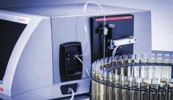 Selektywny pomiar zawartości alkoholu wyklucza wpływ pozostałych składników próbki. Wbudowana standardowa procedura obsługi pozwala automatycznie utrzymywać wydajność urządzenia.