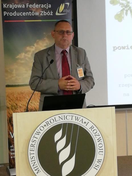3 zbiory i zapasy zbóż wg IERiGŻ Pan Prezes Juliusz Modecki poinformował, iż KZPRiRB ocenia powierzchnię uprawy rzepaku w sezonie 2019 na ok. 850 tys.