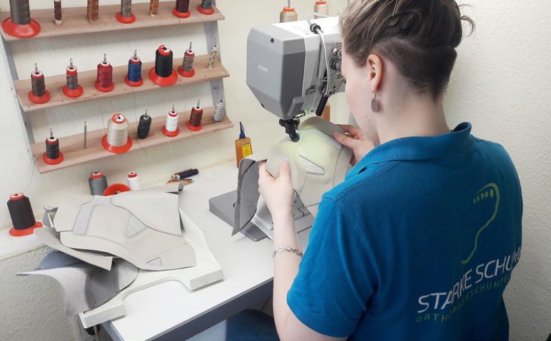 Čehodla sy so za powołanje ortopedijoweje šewče rozsudźiła? Chcych z rukomaj něšto nadźěłać, tak zo na kóncu dnja widźu, što sym cyły dźeń činiła. A runočasnje chcych ludźom pomhać.