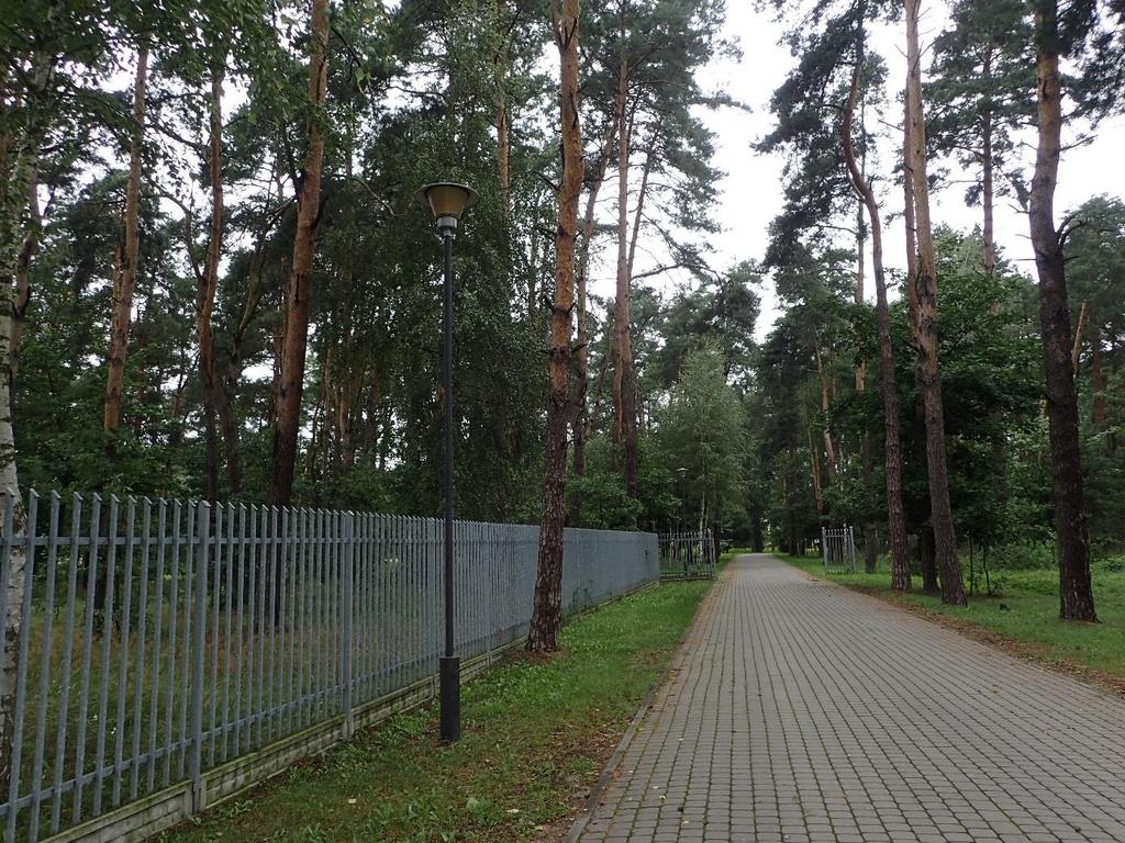 GEZ KARTA ADRESOWA ZABYTKU NIERUCHOMEGO 3. Miejscowość 1. Nazwa 2. Czas powstania Park Ł A Z Y XVIII w. 8.