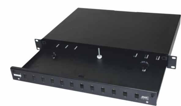 PANELE ŚWIATŁOWODOWE 19" P1-S2412L1-M P1-T120000-M ŚWIATŁOWODY OKABLOWANIE ŚWIATŁOWODOWE Metalowe panele 19 Kolor: RAL 7016 Wymiary: 430 x 255 mm Wysokość 1U Maksymalna pojemność: 48 włókien dla