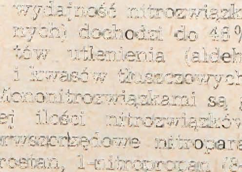 i Makarukiem autor zbadał nitrowanie n-heksanu dwutlenkiem azotu.