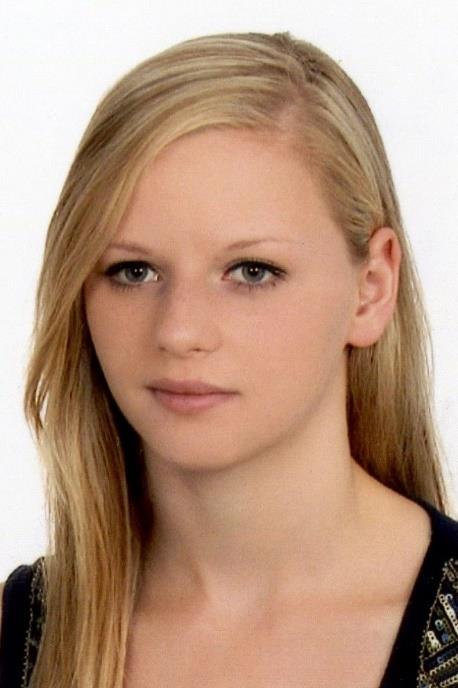 Iwona Mazurek absolwentka klasy IIIf, klasa