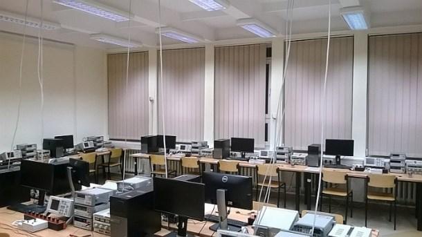 Laboratoria dydaktyczne Laboratorium otwarte elektroniczne (unikalne w kraju!