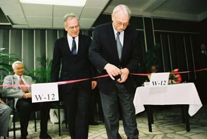 Wydział Elektroniki Mikrosystemów i Fotoniki 10 kwietnia 2001 r.